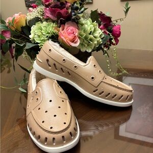 Sperry Women's Tan Moccasins